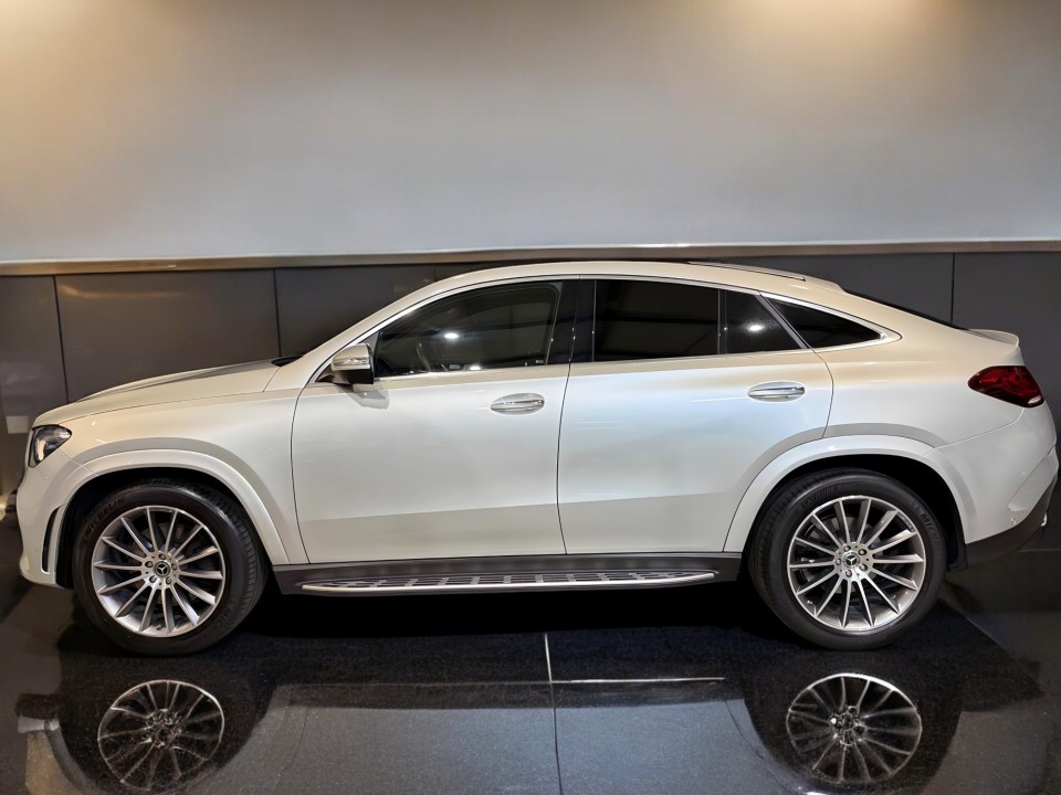 Mercedes-Benz GLE Coupe 400d 4MATIC AMG Line (5)