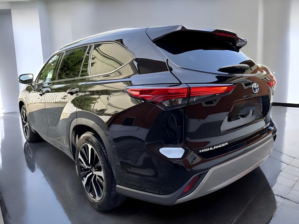 Toyota Highlander 2.5 Hybrid Executive (4)