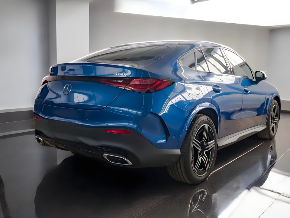 Mercedes-Benz GLC Coupe 300 4MATIC AMG Line (2)