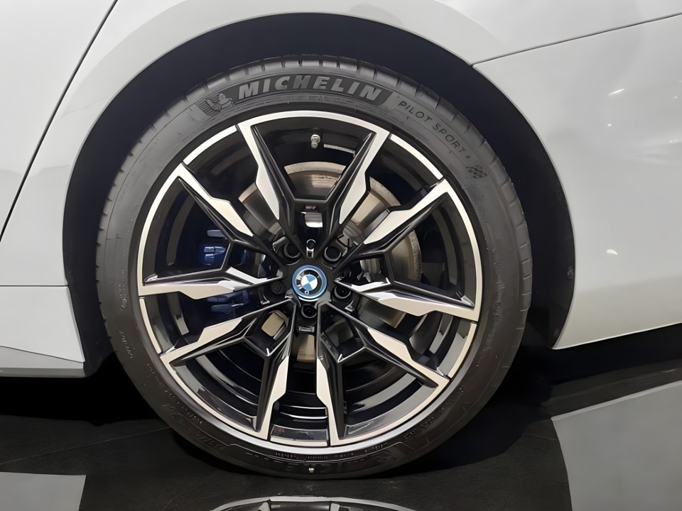 BMW Seria 4 M440i xDrive Gran Coupe - foto 13