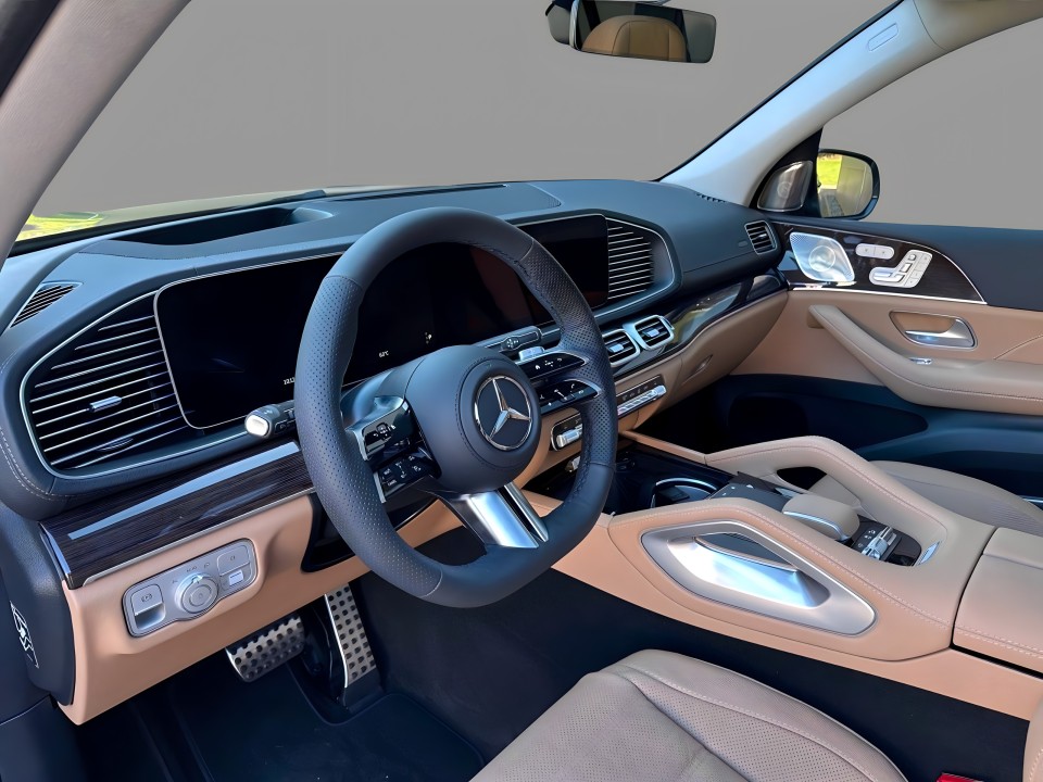 Mercedes-Benz GLS 580 (5)