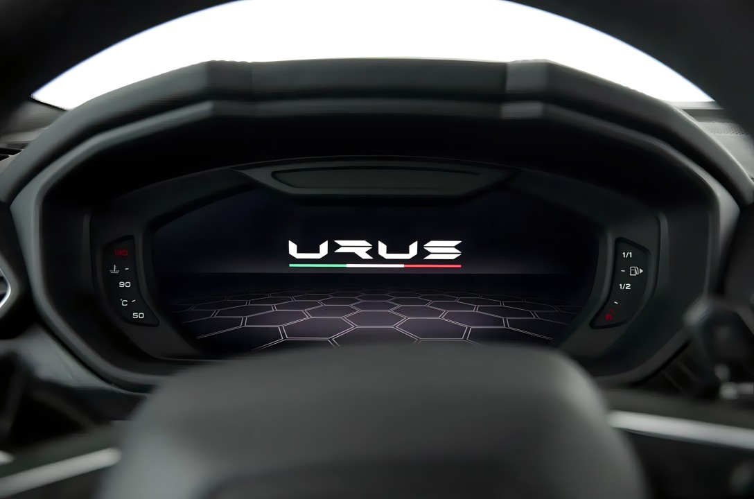 Lamborghini Urus - foto 24