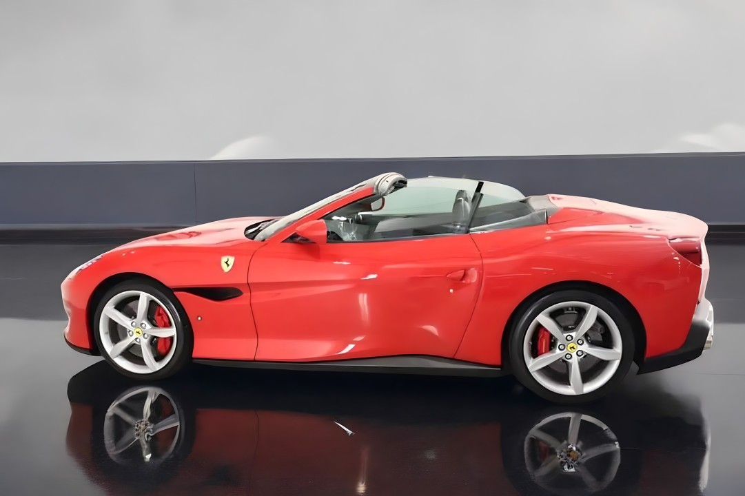 Ferrari Portofino (4)