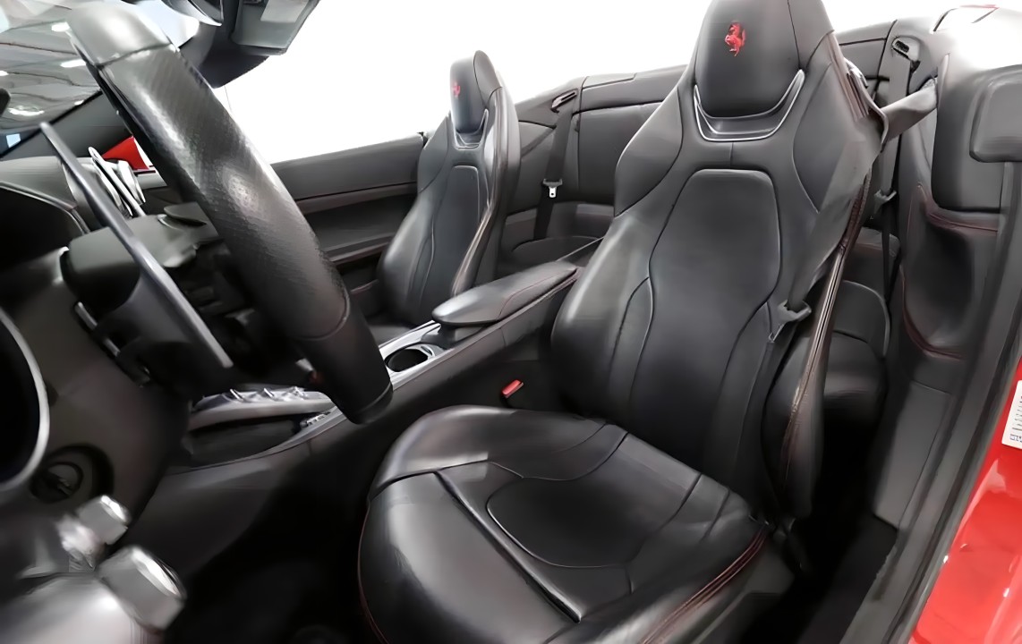 Ferrari Portofino - foto 10