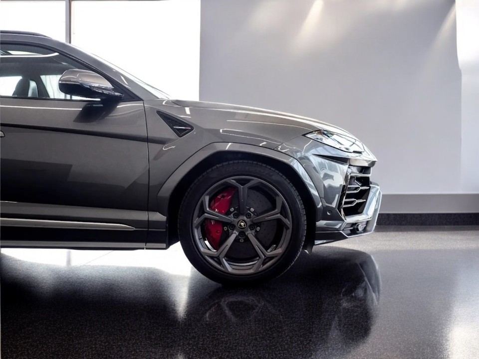 Lamborghini URUS (4)