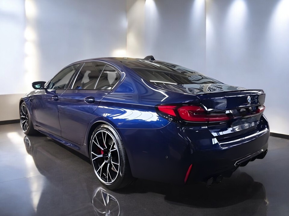 BMW M5 Competition (2)