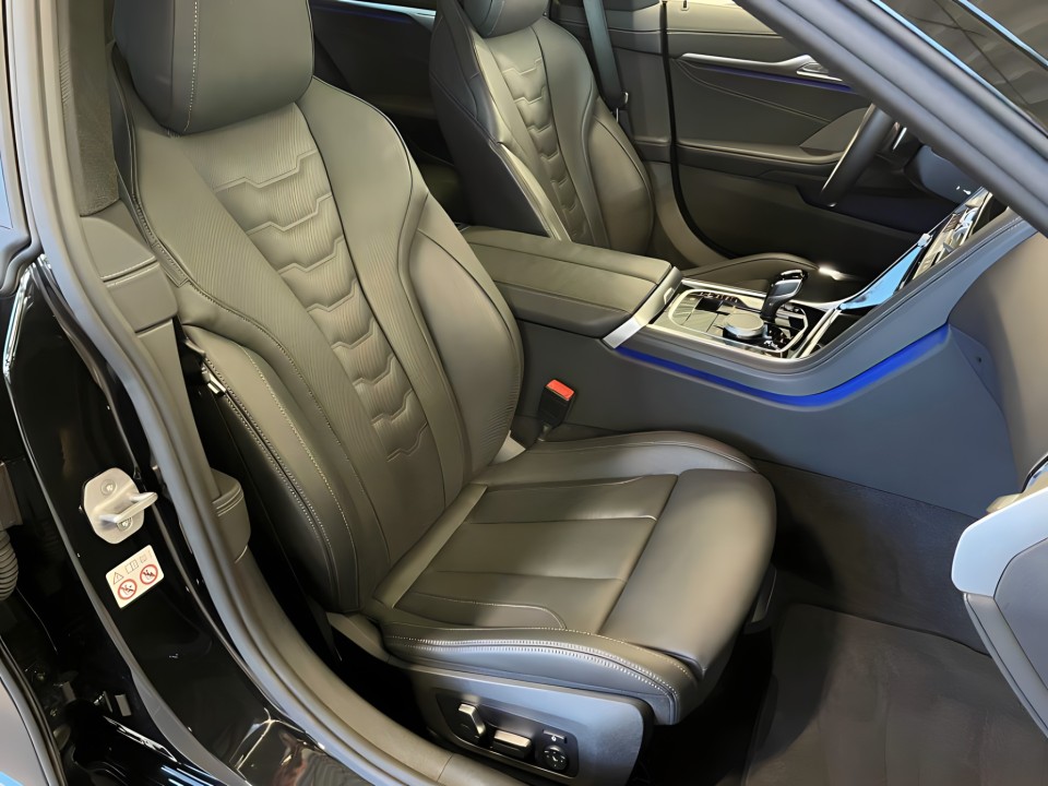 BMW Seria 8 M850i xDrive Gran Coupe - foto 12