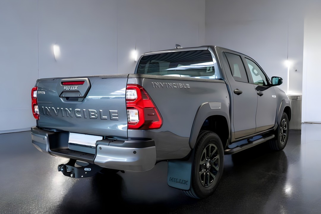 Toyota Hilux D4-D - foto 10