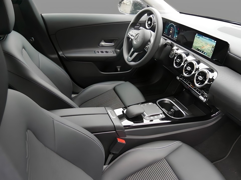 Mercedes-Benz CLA 250e (4)