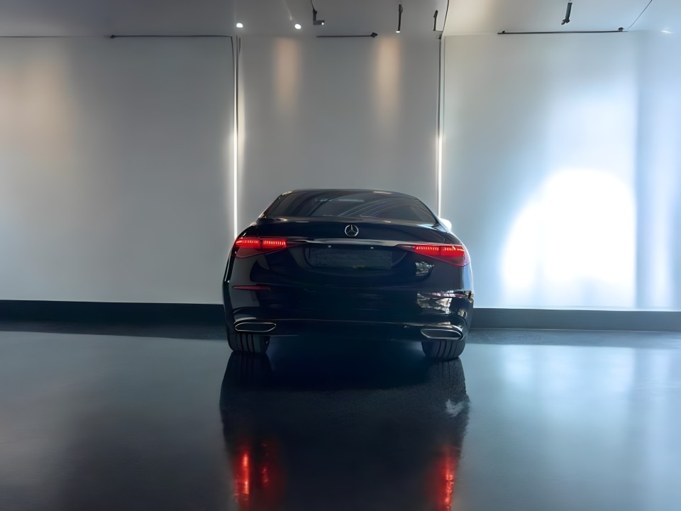 Mercedes-Benz S 450d 4MATIC AMG (4)