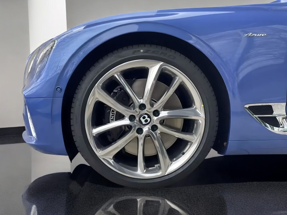 Bentley Continental GT Azure V8 - foto 15