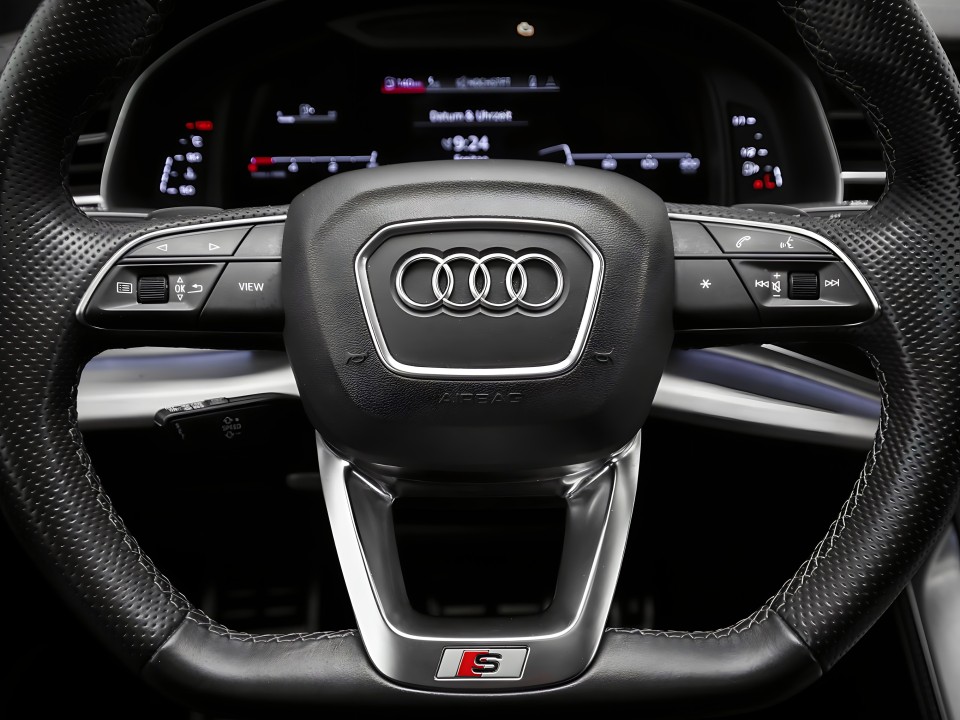 Audi SQ8 TDI quattro tiptronic (5)