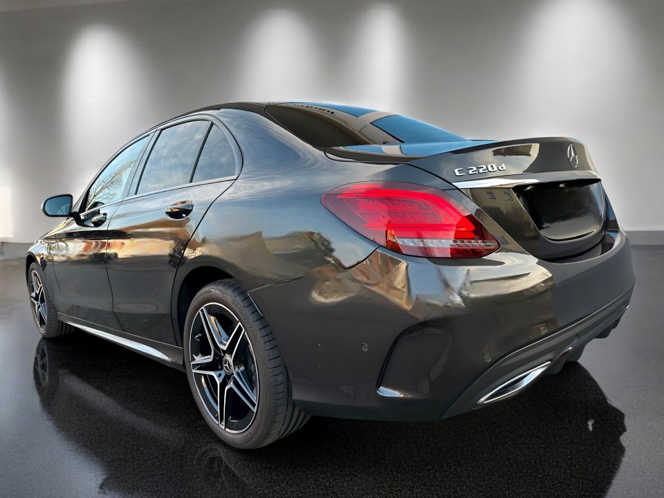 Mercedes-Benz C 220d AMG - foto 6