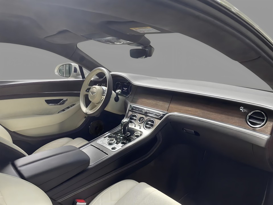 Bentley Continental GT V8 - foto 7