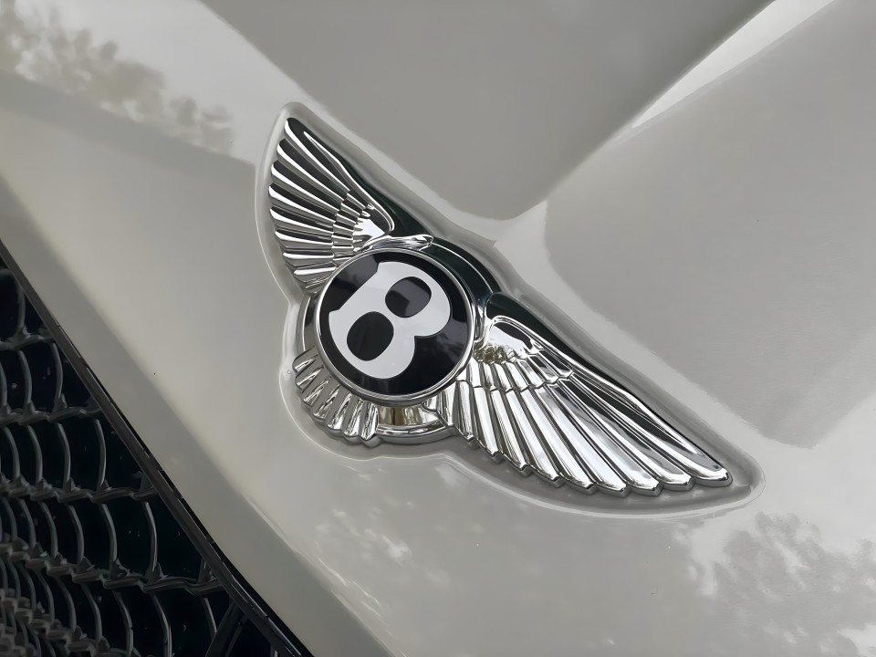 Bentley Continental GT V8 - foto 19