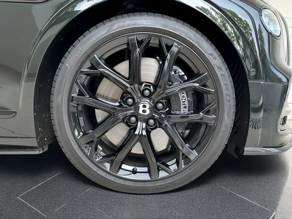 Bentley Flying Spur S V8 - foto 10