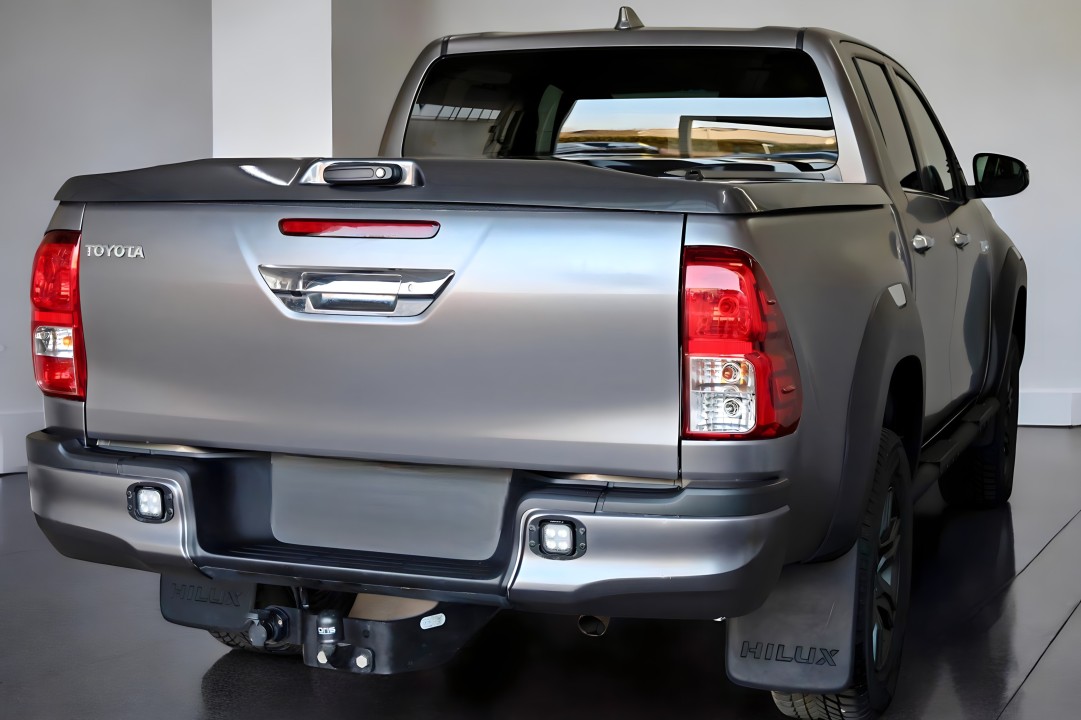 Toyota Hilux D4-D - foto 6