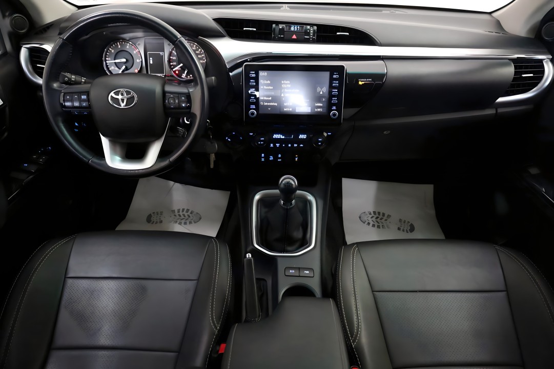 Toyota Hilux D4-D - foto 11