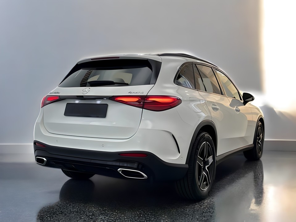 Mercedes-Benz GLC 220d 4MATIC (2)