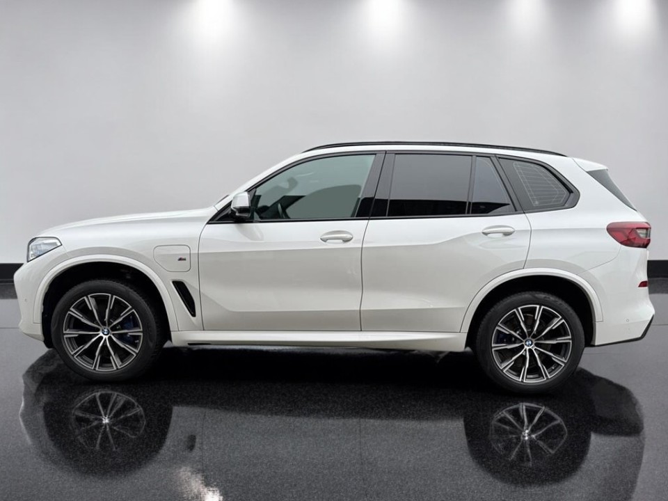 BMW X5 xDrive45e M-Sport (3)