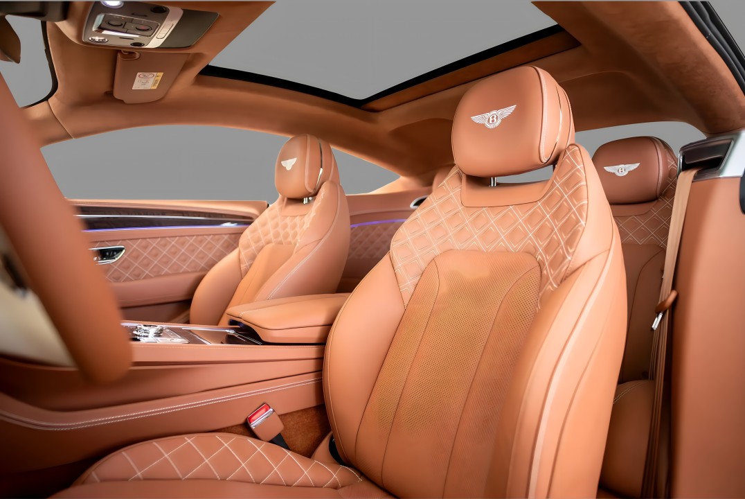 Bentley Continental GT S V8 - foto 14