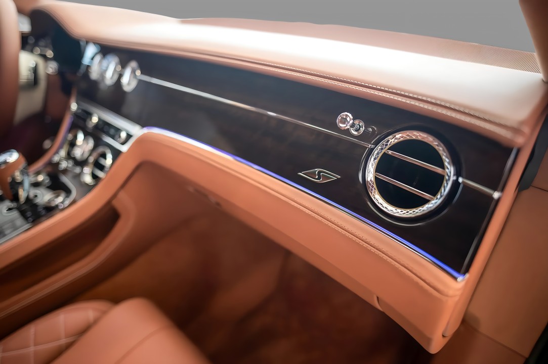 Bentley Continental GT S V8 - foto 18