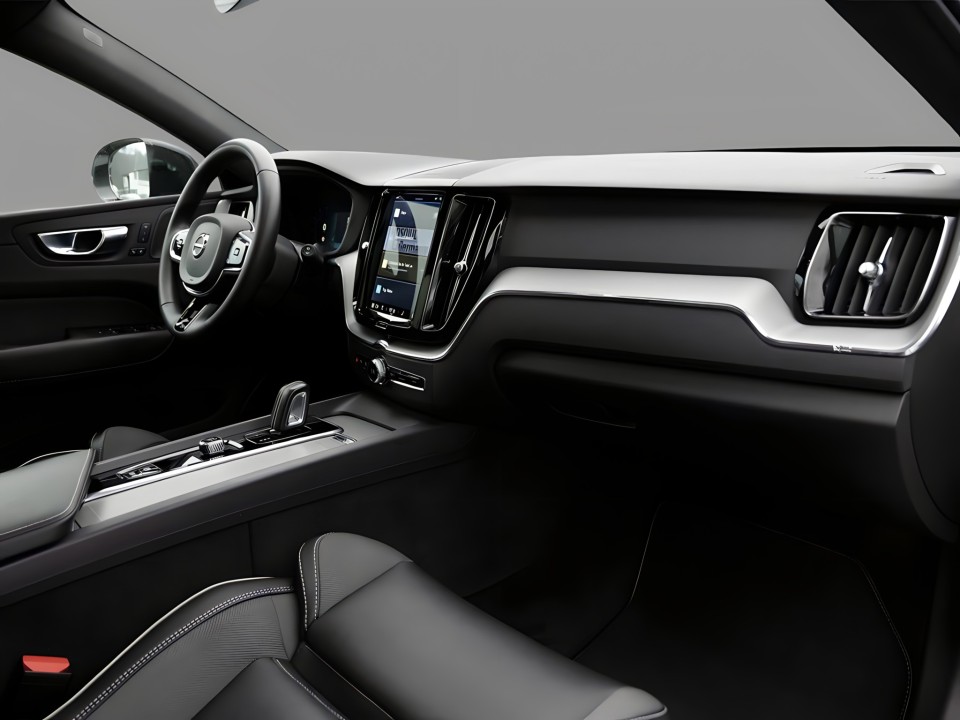 Volvo XC 60 T8 AWD (5)