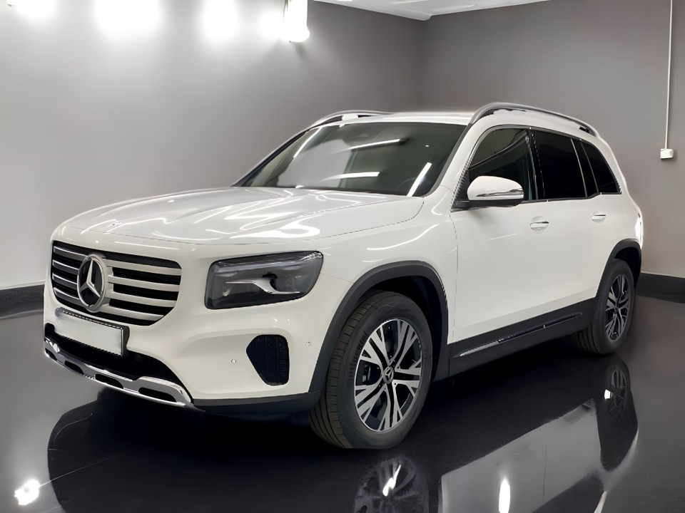 Mercedes-Benz GLB 200d (4)