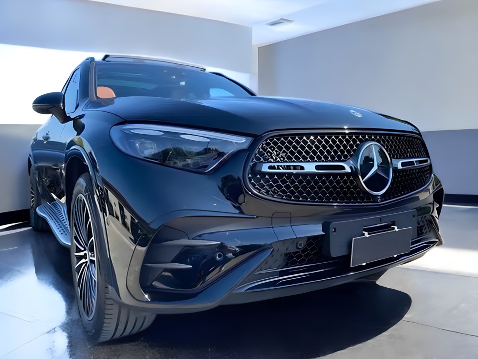 Mercedes-Benz GLC 300d AMG (3)