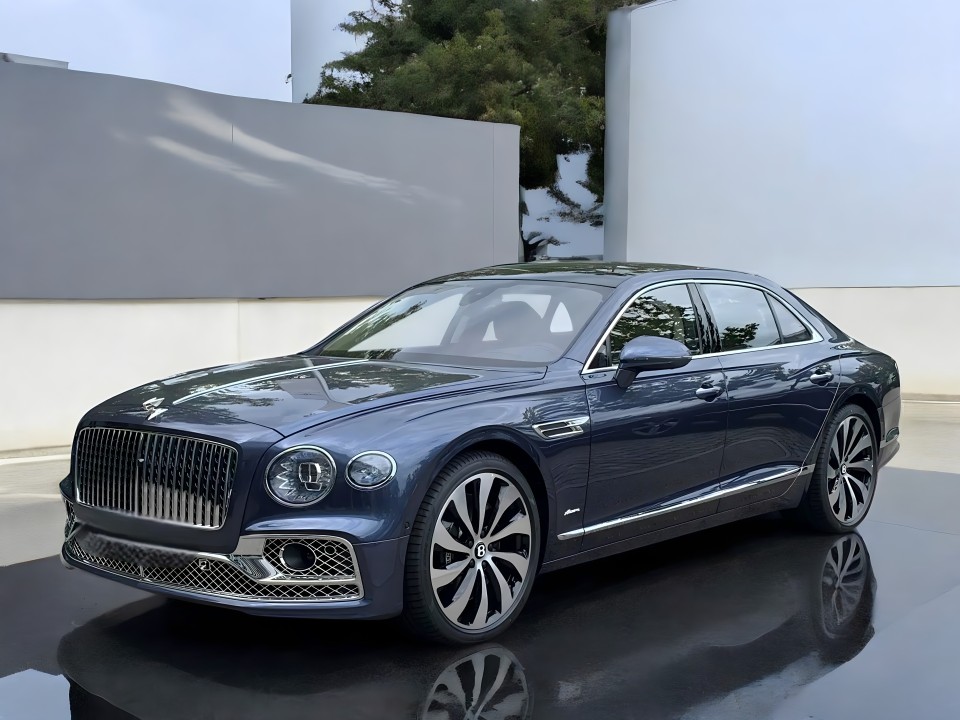 Bentley Flying Spur Azure V8