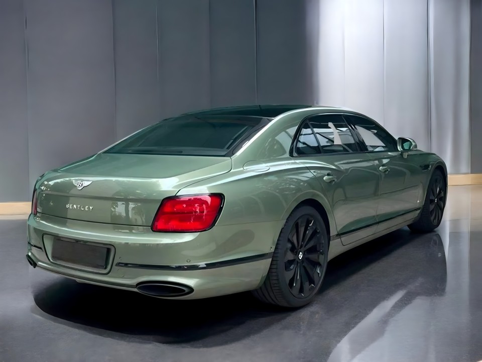 Bentley Flying Spur W12 (3)