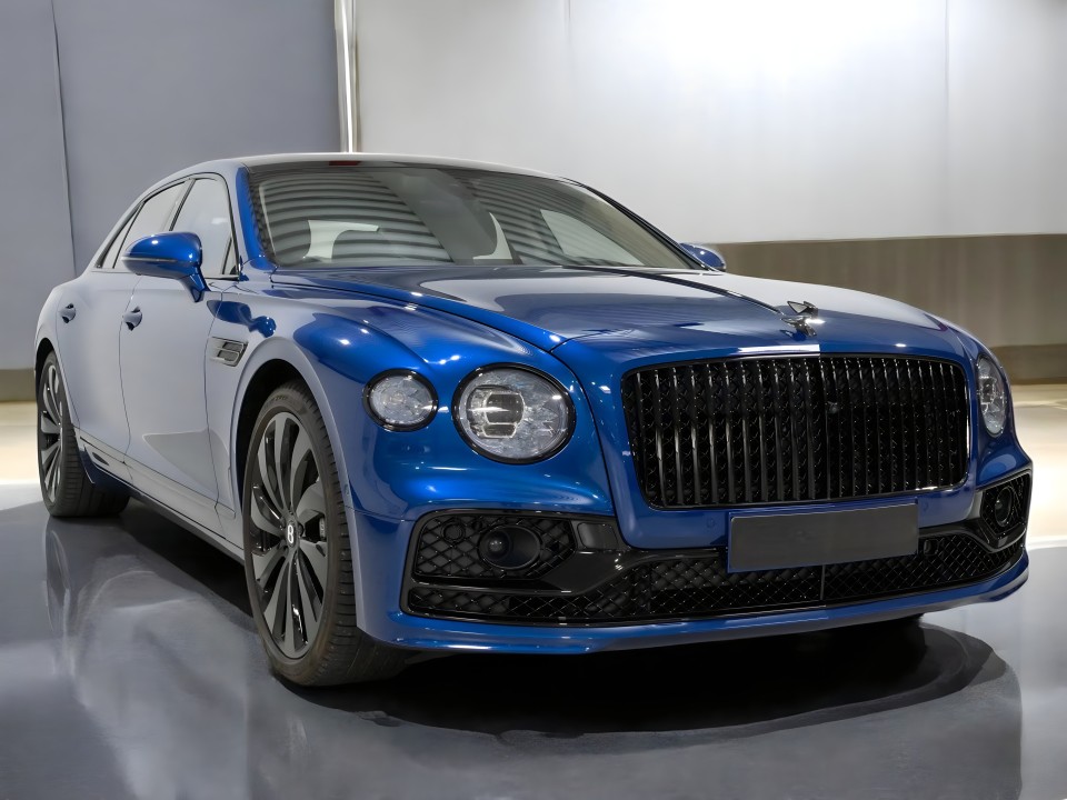 Bentley Flying Spur Azure V6