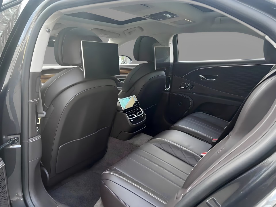Bentley Flying Spur S V8 - foto 15