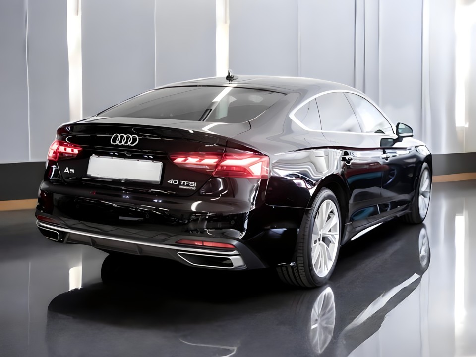Audi A5 40 TFSI quattro S tronic (2)