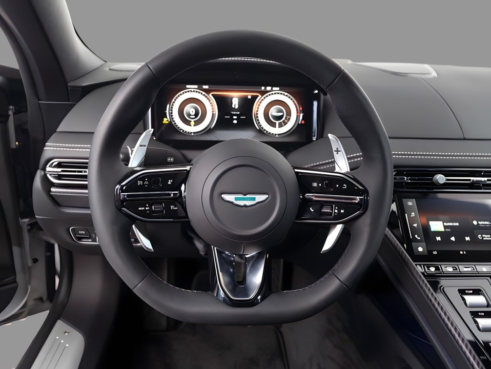 Aston Martin DB12 - foto 6