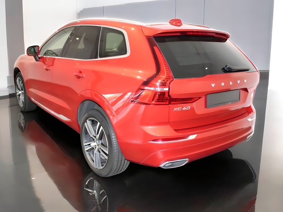Volvo XC 60 T8 (4)
