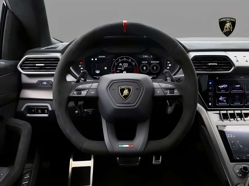 Lamborghini URUS - foto 13