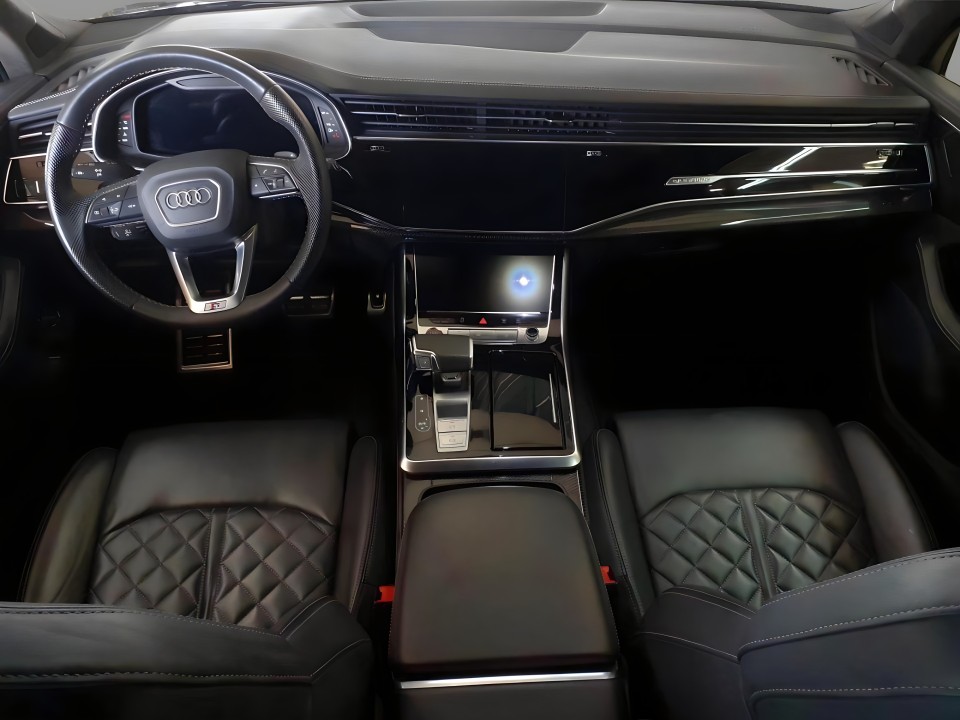 Audi SQ7 TFSI quattro tiptronic (4)