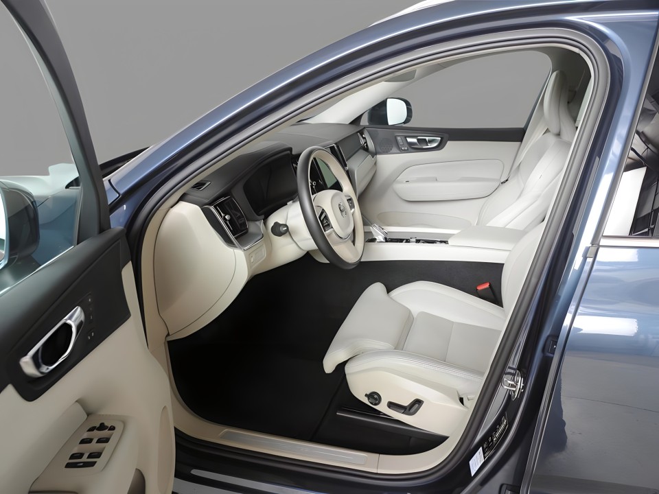 Volvo XC 60 T8 - foto 6