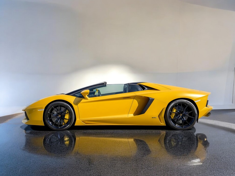 Lamborghini Aventador LP 700-4 Roadster (3)