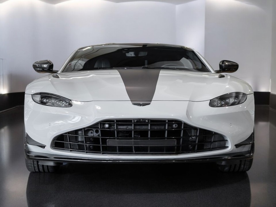 Aston Martin Vantage V8 F1 Coupe (2)