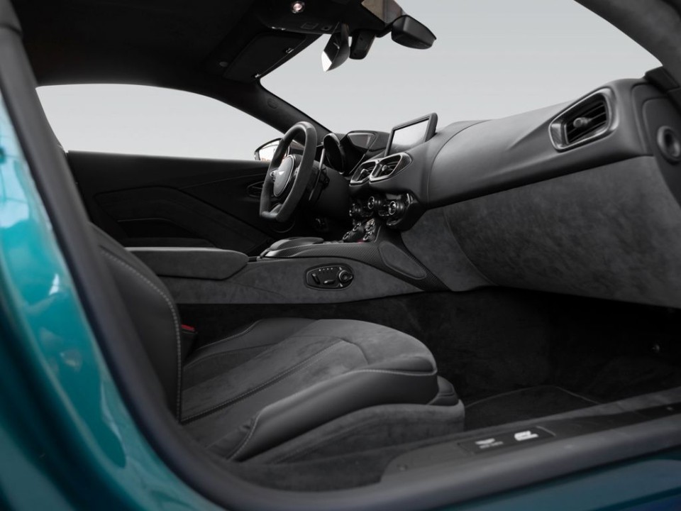 Aston Martin Vantage V8 F1 Edition - foto 9