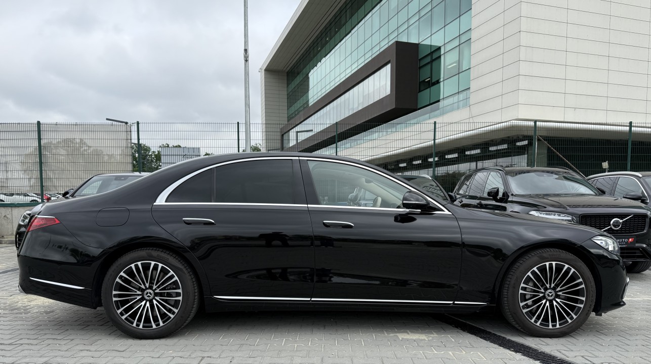 Mercedes-Benz S 580e 4MATIC (2)