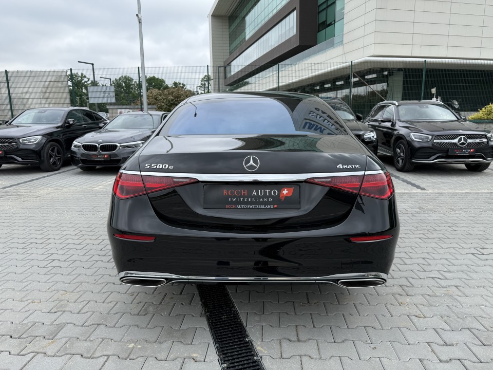 Mercedes-Benz S 580e 4MATIC (4)