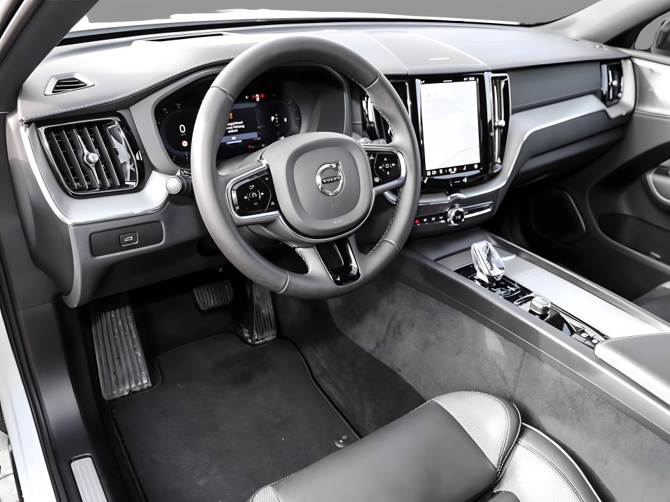 Volvo XC 60 Ultimate Dark AWD B5 (5)