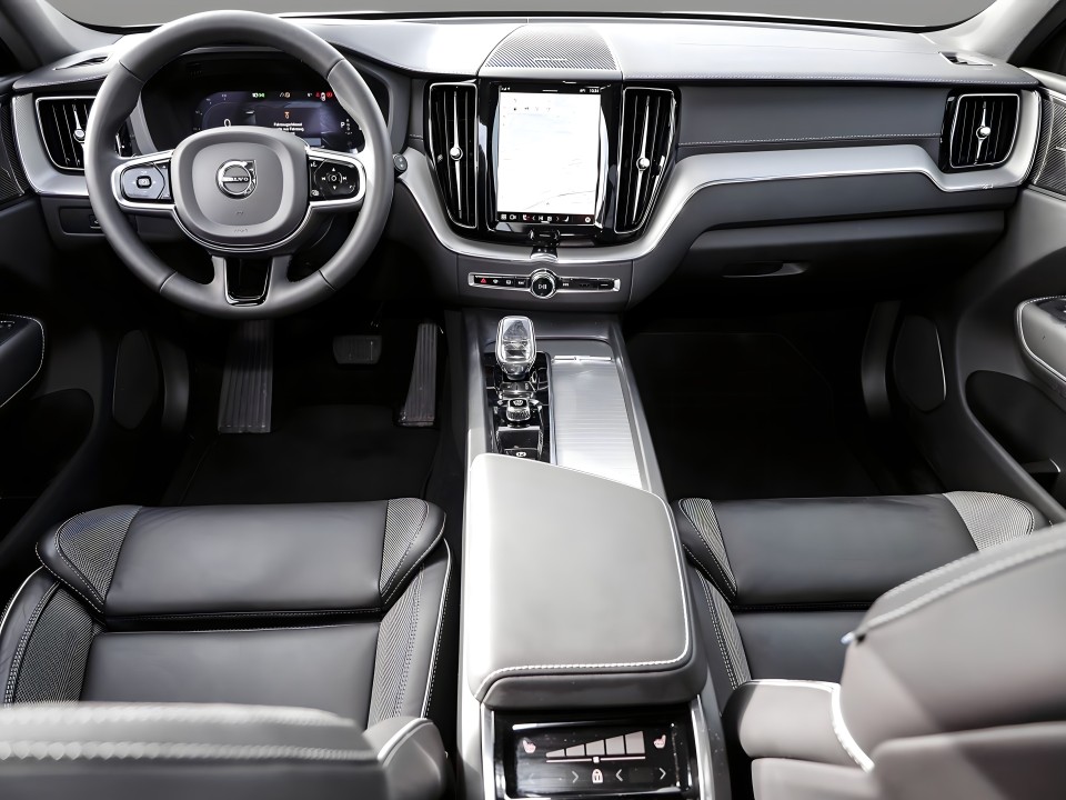 Volvo XC 60 Ultimate Dark AWD B5 (4)