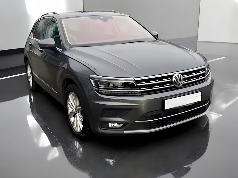 Volkswagen Tiguan Highline 1.5 TSI DSG (1)
