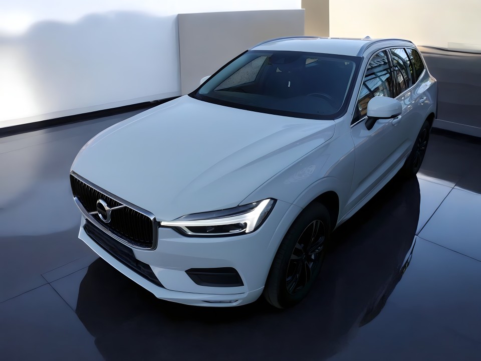 Volvo XC 60 Momentum Pro 2WD (4)