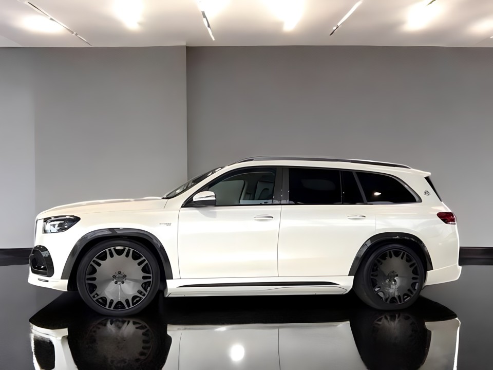 Mercedes-Benz GLS Maybach 600 (4)