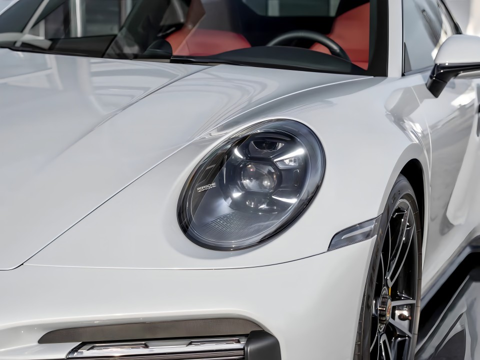 Porsche 911-TURBO-S (2)